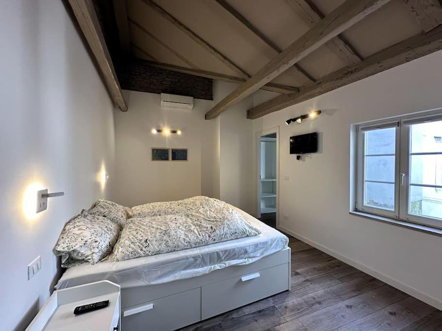 Central Mazzini Suits Триест Экстерьер фото